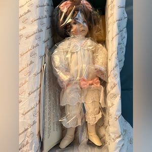 Ashton Drake Mother Goose Dianna Effner "Good little girl with curl” New In Box